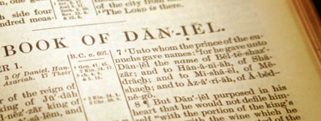 Daniel 10:1-7